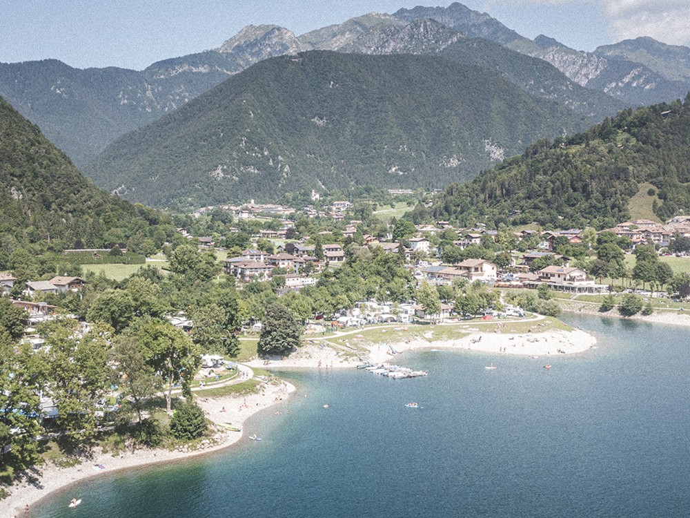 Unspoiled nature and splendid landscapes frame Villaggio Azzurro in the Ledro Valley, where you can enjoy active holidays full of sport, adventure, and relaxation.