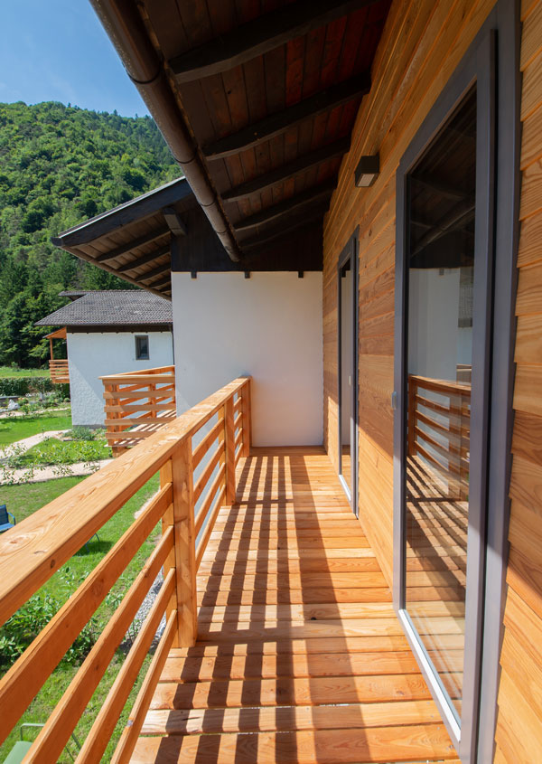 Luxury Villa | Luxury Villa: modern furnishings, a private sauna, jacuzzi, garden and balconies – for a comfortable and exclusive holiday.