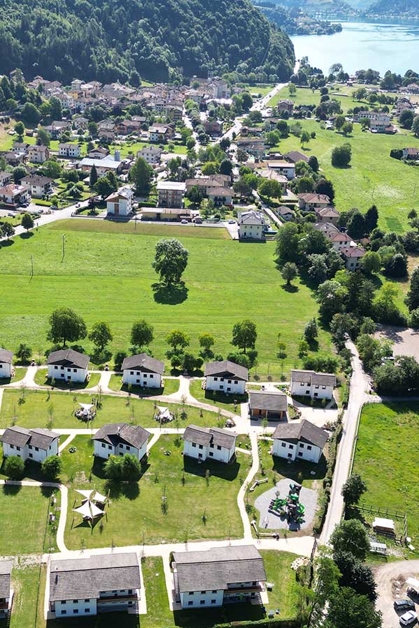 Villaggio Azzurro, villas and apartments in the heart of the Ledro Valley, on the cycle path and just minutes from Lake Ledro