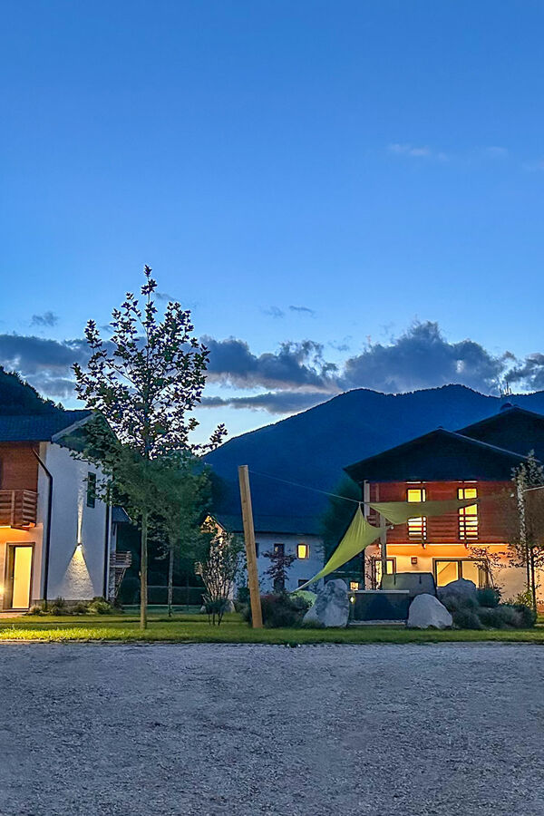 Villaggio Azzurro, villas and apartments in the heart of the Ledro Valley, on the cycle path and just minutes from Lake Ledro Camping Azzurro S.r.l. | Accomodation