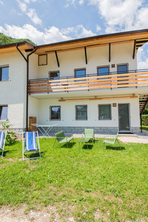 Villaggio Azzurro, villas and apartments in the heart of the Ledro Valley, on the cycle path and just minutes from Lake Ledro Camping Azzurro S.r.l. | Family Villa